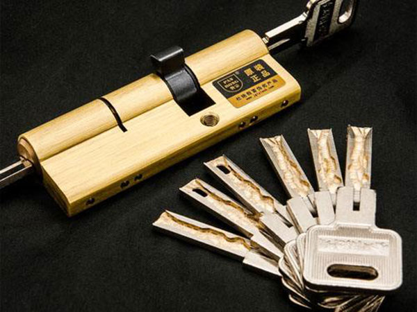 自贡24小时上门开锁公司