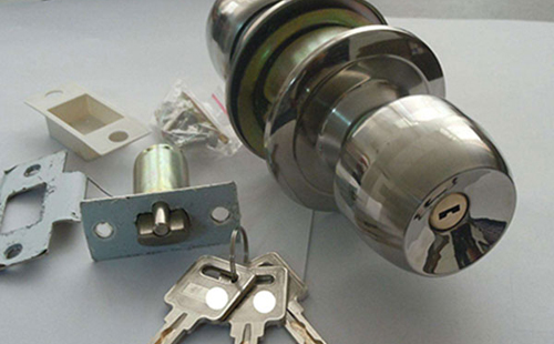 自贡24小时上门开锁公司